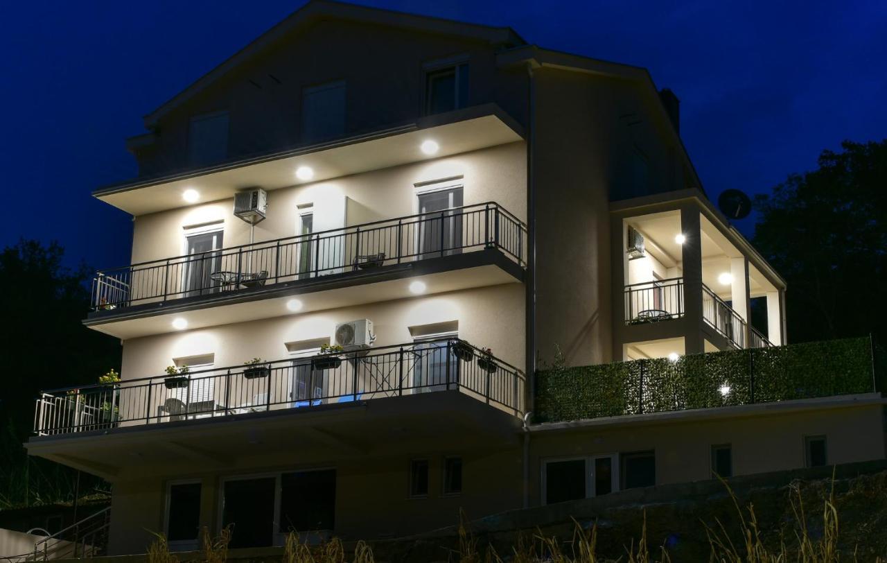 Java Apartments - S & J Dobrota Exterior photo